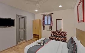 Townhouse Jp Grand Near Mayapuri Chowk